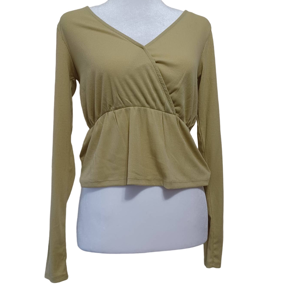 Hippie Rose  Long Sleeve V-Neck Shirt Size Xs